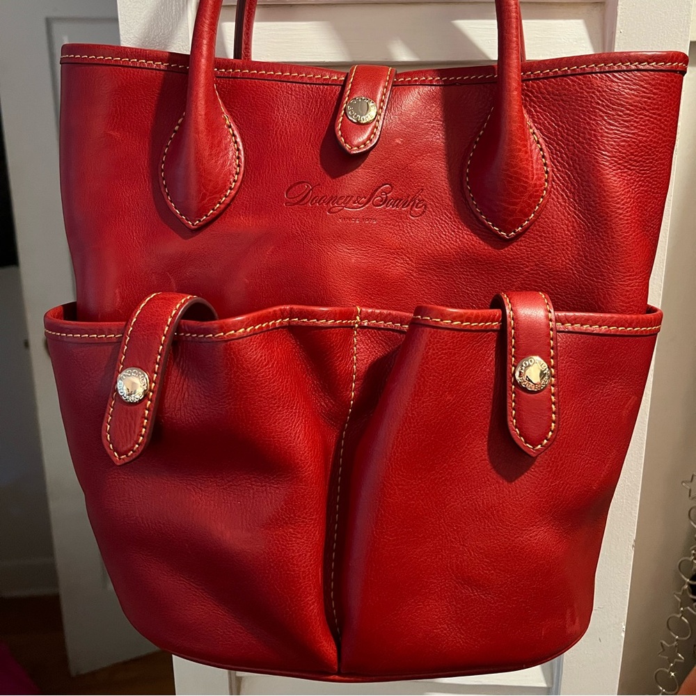 Florentine Bucket Bag